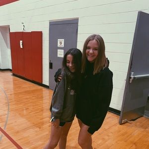 Meet your Posher, Maria